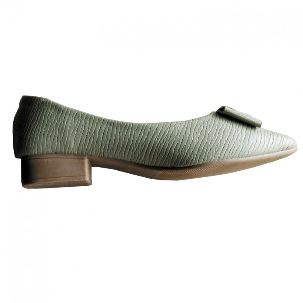 Close Shoes